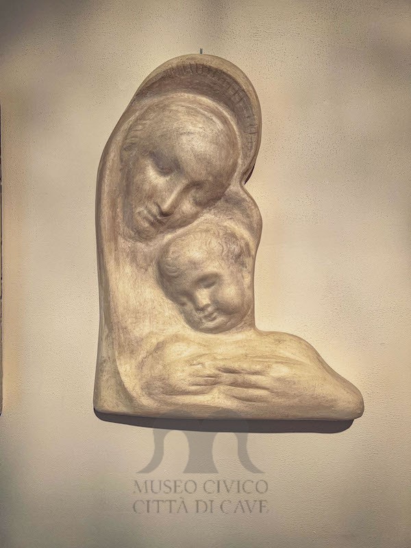 Madonna Immacolata con Gesù bambino in braccio